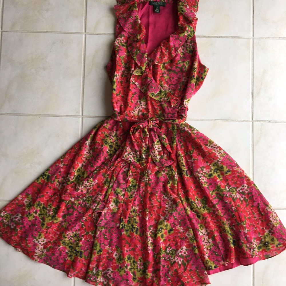 Dressy Gorgeous Feminine Ralph Lauren Dress sz 8